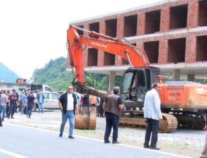 Rize’de Ruhsatlı Turizm Dönemi Başladı: 200’e Yakın İşletme Yasal Statüye Kavuştu