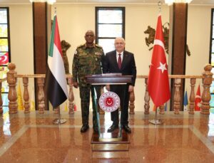 Savunma Bakanı Güler Sudanlı mevkidaşını kabul etti