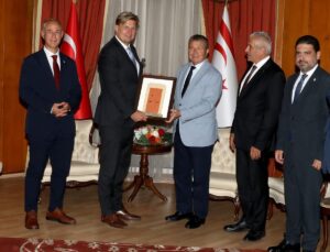 Üstel, Alman milletvekili Krah’ı kabul etti