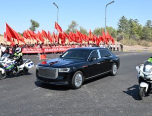 Xi Jinping Bişkek’te: ŞİÖ Zirvesi ve Devlet Ziyareti Başladı
