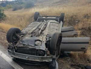 Yeşilova’da Otomobil Şarampole Devrildi: 4 Yaralı