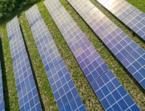 10 yılda güneş ve rüzgardan 442,2 teravatsaat elektrik üretildi