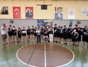 <a href="/spor/">SPOR</a>