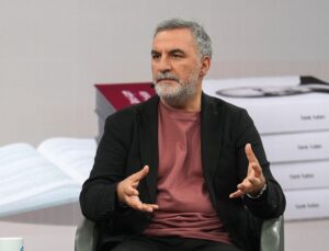 AA Akademi Kitap Kulübü’nde Tarık Tufan, Gece Açan Çiçekler’i anlattı