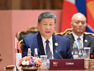 Albüm: Çin Cumhurbaşkanı Xi, “genişletilmiş BRICS” işbirliğine yönelik beş inisiyatif önerdi