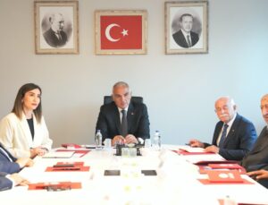 Alevi-Bektaşi Kültür ve Cemevi Danışma Kurulu, Bakan Ersoy başkanlığında toplandı