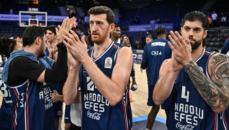 Anadolu Efes ilk galibiyetini almak için Madrid’i konuk edecek!
