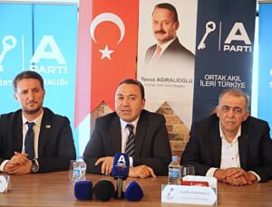 Anahtar Parti’li Keskinkılıç, Siirt’te 78 ilde faaliyet gösterdiklerini söyledi