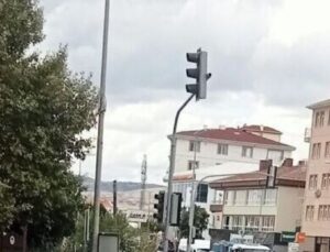 Ankara’da park halindeki otomobilde 2 kişi ölü bulundu