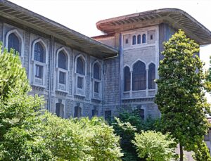 ASIRLIK MEKTEPLER – İstanbul Erkek Lisesi köklü geçmişiyle eğitim mirasını sürdürüyor