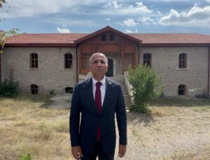 Aşkın Genç, PISA 2025’te fen bilimlerinde 81 puanlık farka dikkat çekti