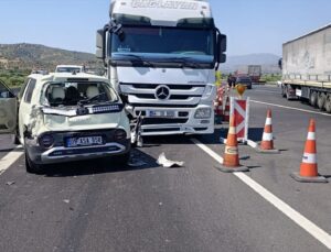 Aydın’da Tır Otomobile Çarptı: 3 Yaralı