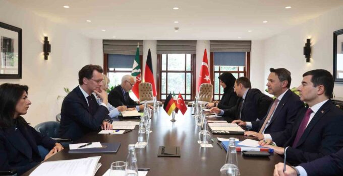 Bakan Bolat, Kuzey Ren-Vestfalya ile 11,2 milyar avroluk ticareti destekleyecek