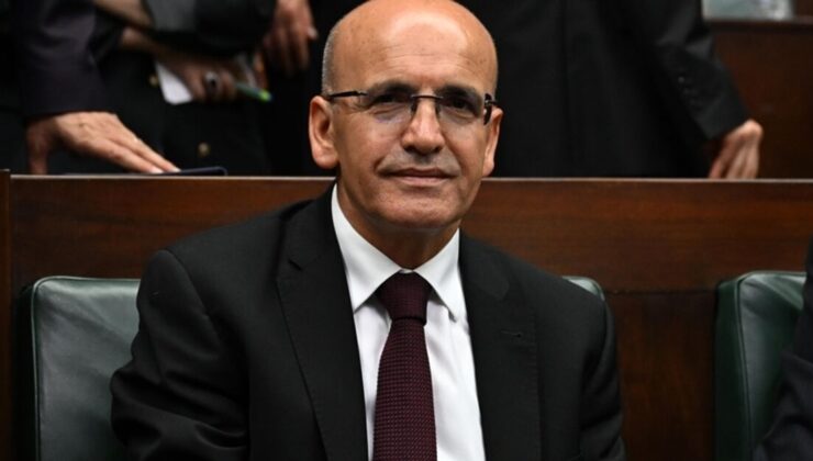 Bakan Şimşek’ten istifa iddialarına yalanlama