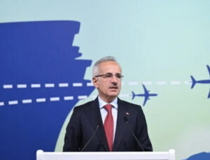 Bakan Uraloğlu açıkladı: Havalimanlarında yeni dönem