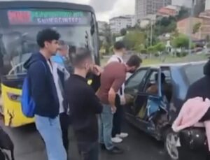 Başakşehir’de İETT otobüsü ile çarpışan otomobil bariyerlere çarptı, 3 kişi yaralandı