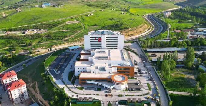Bayburt Devlet Hastanesi’nde Ağustos’ta 53 Bin 225 Hasta Muayene Edildi
