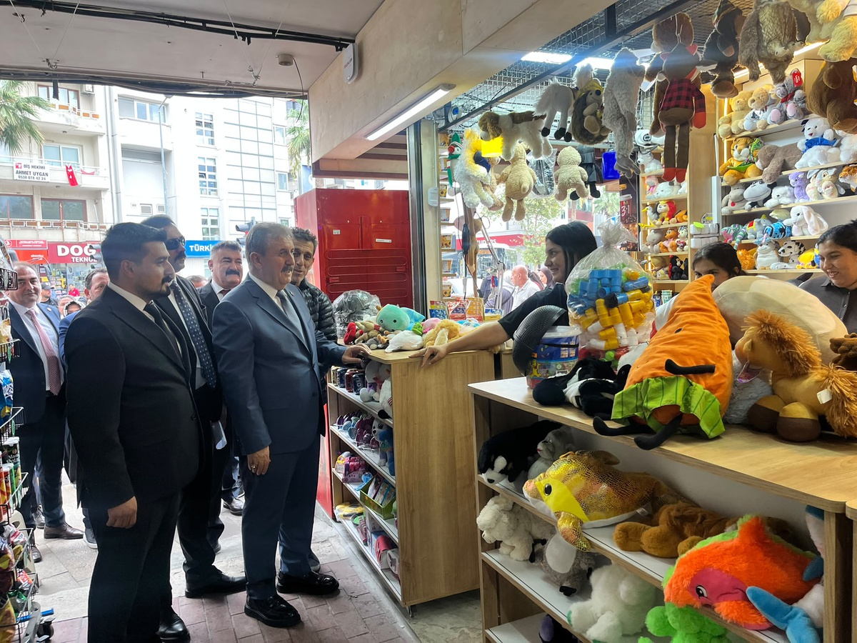 BBP Genel Başkanı Destici, Denizli esnafının talep ve beklentilerini dinledi