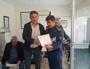 Beypazarı İtfaiye Amirliği, Ankara Beypazarı’nda 10 muhtara teşekkür belgesi verdi
