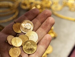 Canlı altın fiyatları 20 Eylül 2026: Bugün gram ve çeyrek altın ne kadar oldu? Altın yükselecek mi, düşecek mi?
