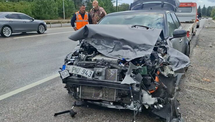 Çekmeköy’de Şile Yolu’nda otomobil bariyerlere çarptı, ölen yaralanan yok