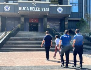 CHP’li Buca Belediyesine haciz! İcra memurları polisle birlikte binaya girdi