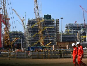 Çinli şirket, Katar’da üstlendiği 4 milyar dolarlık enerji projesi için üretim çalışmalarına başladı
