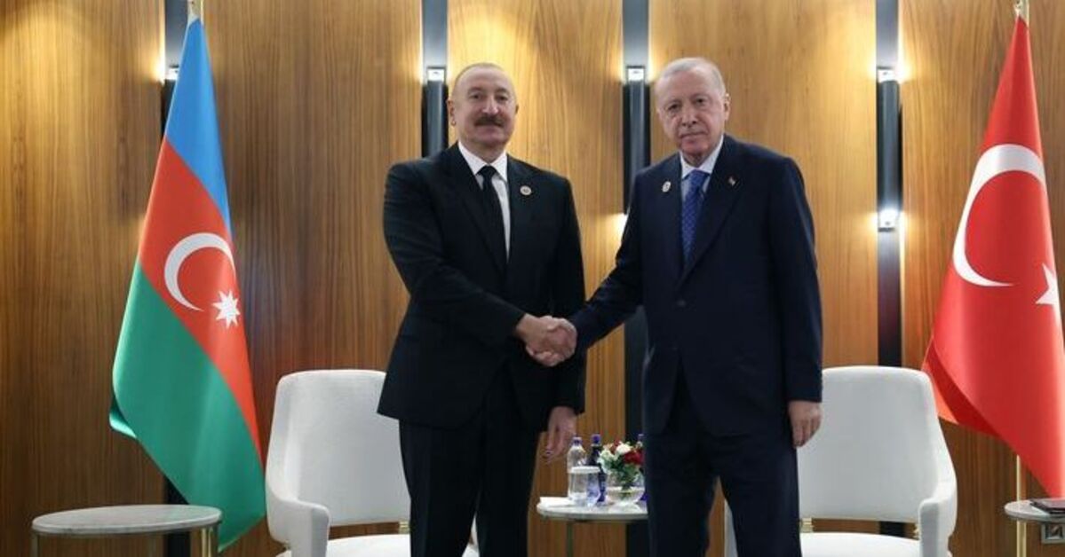 Cumhurbaşkanı Erdoğan’dan Azerbaycan Cumhurbaşkanı Aliyev’e “Anım Günü” telefonu