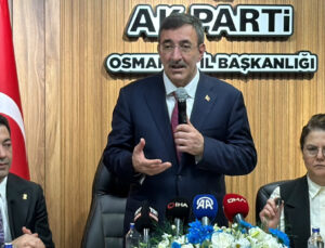 Cumhurbaşkanı Yardımcısı Cevdet Yılmaz, Osmaniye’de siyasi istikrarın ekonomiye etkisini anlattı