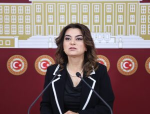 DEM’li Koçyiğit, Manisa Turgutlu’da okul önünde saldırı sonrası önlemleri sorguladı