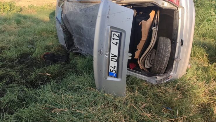 Diyarbakır-Bingöl yolunda otomobil devrildi, 4’ü çocuk 9 kişi yaralandı