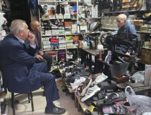 DP’li Altıntaş, Beypazarı’nda Belediye Başkanı Kasap’ı ve esnafı ziyaret etti