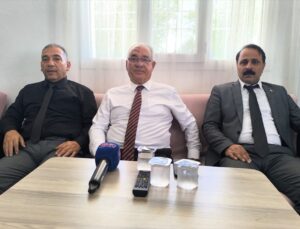 DSP Genel Başkanı Önder Aksakal, Şanlıurfa Suruç’ta vatandaşların sorunlarını dinledi