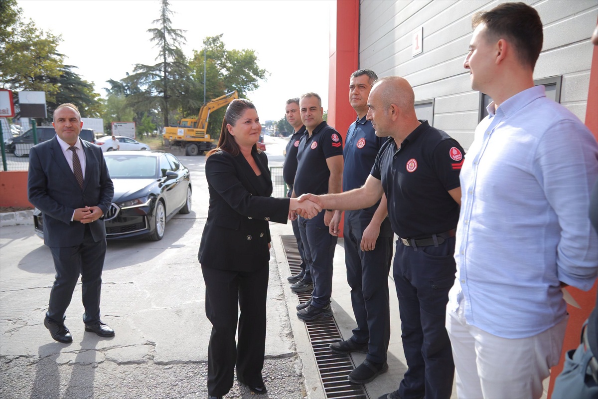 Edirne Belediye Başkanı Gencan, İtfaiye Haftası’nda personele teşekkür etti