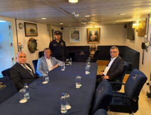 Erhürman TCG IŞIN’da Arama Kurtarma Çalışmalarını Takip Ediyor