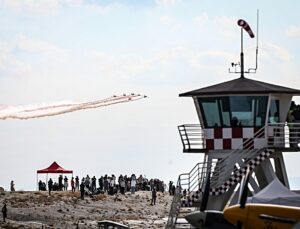 Eskişehir Sivrihisar’da Hava Gösterileri 11. kez başladı, Türk Yıldızları uçtu
