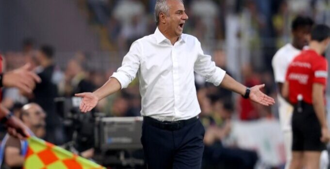 Fenerbahçe’de İsmail Kartal kulaklarını eleştiriye tıkadı!