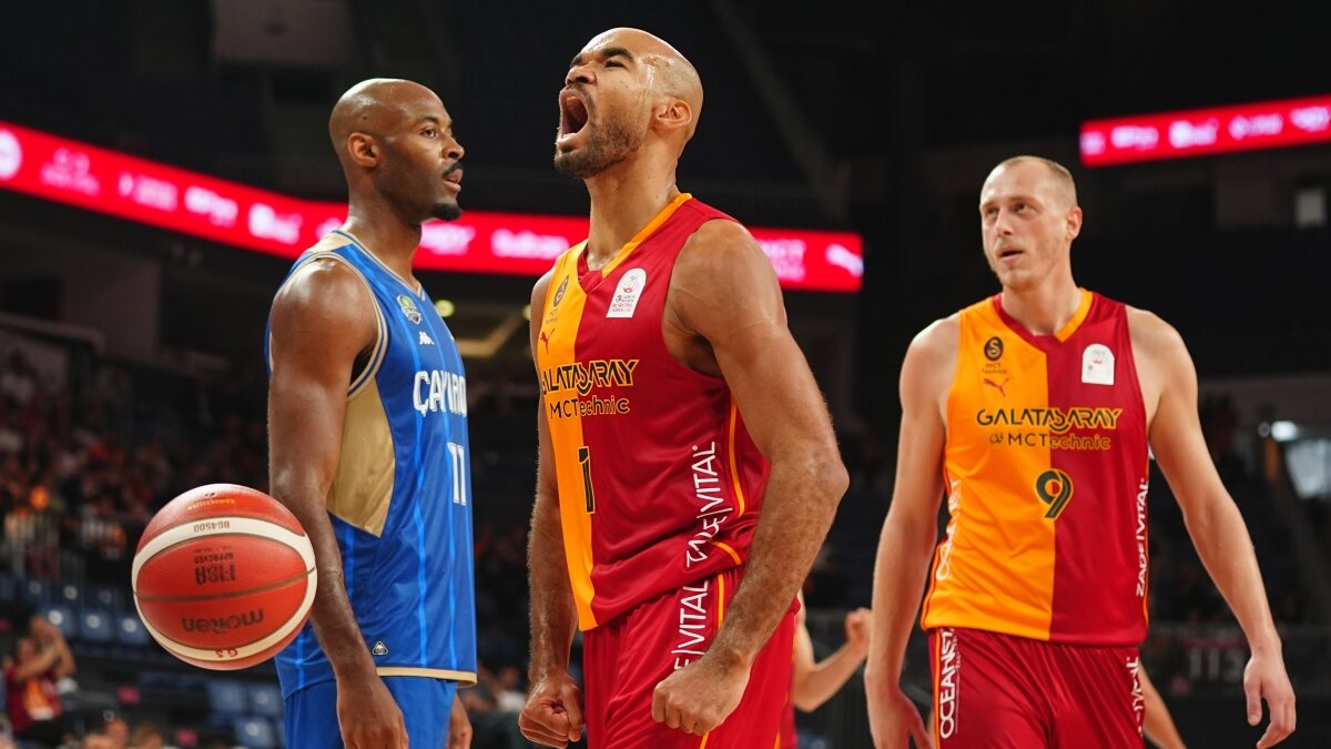 Galatasaray lige farklı başladı: Çayırova’ya 23 sayı fark