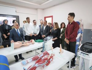 GAÜN Sağlık Hizmetleri MYO’da 6 programın laboratuvarları törenle hizmete açıldı
