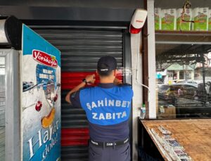 Gaziantep Şahinbey’de tarihi geçmiş ürün satan 3 market 3 gün kapatıldı