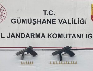 Gümüşhane’de 2 ruhsatsız tabanca ele geçirildi