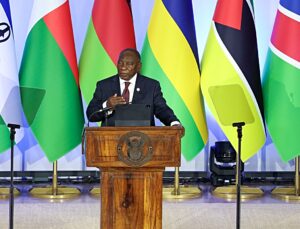 Güney Afrika Devlet Başkanı: BRICS ülkeleri yapay zeka işbirliğini geliştirmeli