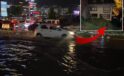 İstanbul’u sağanak vurdu! Yollar göle döndü, evleri su bastı