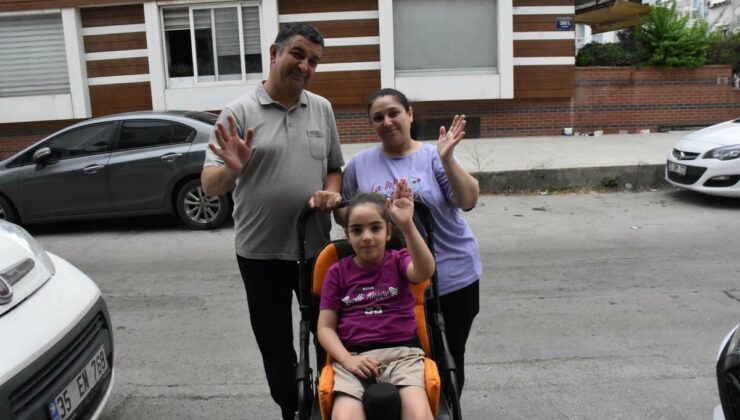 İzmir’de serebral palsili Yağmur, desteksiz yürümek için haftanın 7 günü çalışıyor