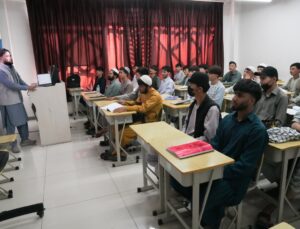 Kabil’deki Konfüçyüs Enstitüsü yaklaşık 20 yıldır Afgan öğrencilere Çince öğretiyor.