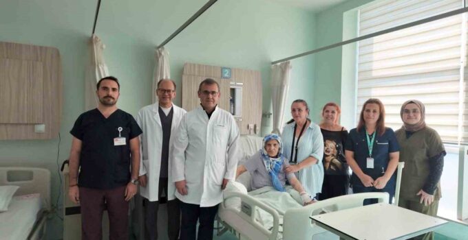 Kalp kapağında ezber bozan operasyon