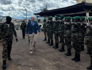 Kamerun ordusunun subayları Türkçe öğreniyor