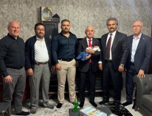 Kırklareli Valisi Turan, Aile Yılı kapsamında Mustafa Güçlü’nün evini ziyaret etti