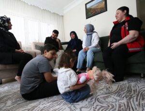 Koruyucu aile oldular, yuvalarına “Bahar” geldi