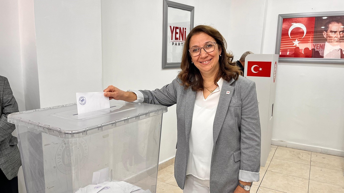 Kula’da Yeni Parti ön seçimini Esen Çınar 95 oy farkla kazandı